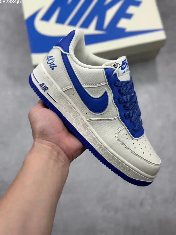 Nike Air Force 1 Low 