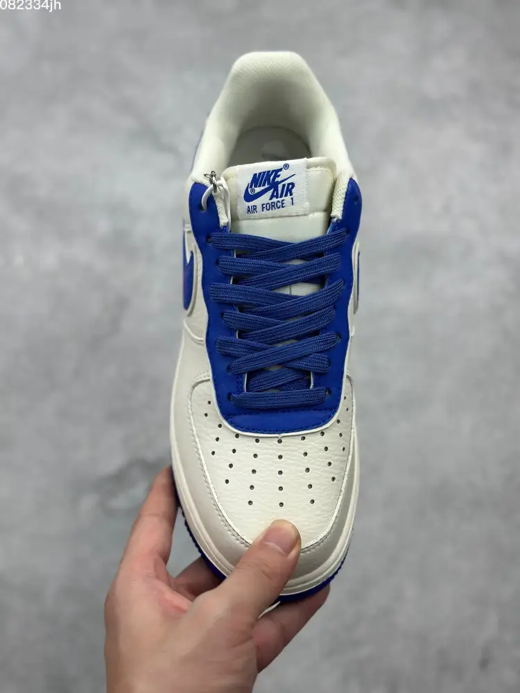 Nike Air Force 1 Low 