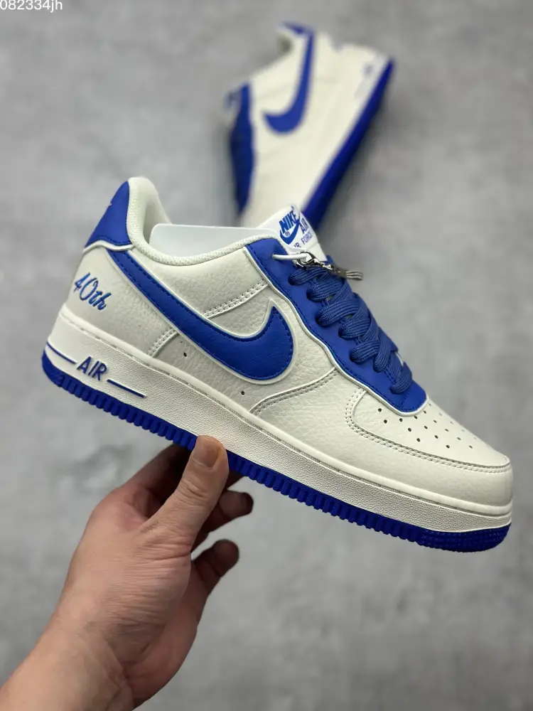 Nike Air Force 1 Low 