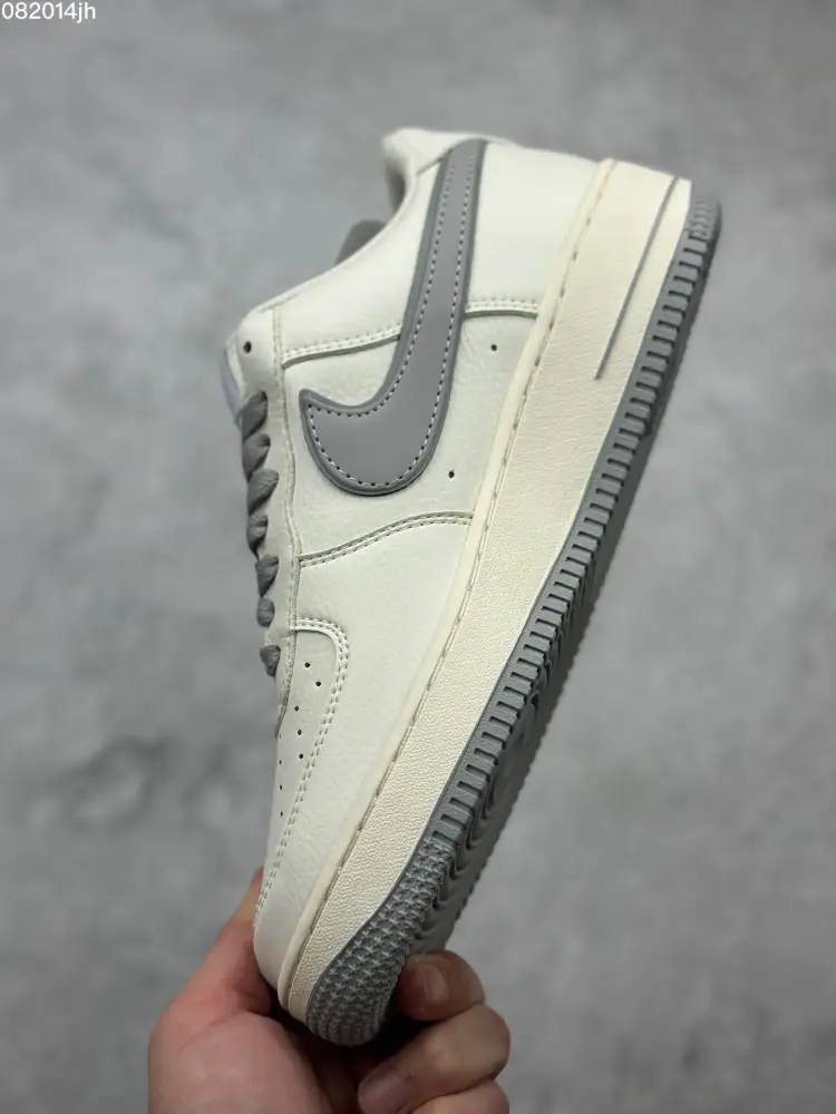 TravelReady Nike Air Force 1 Low 