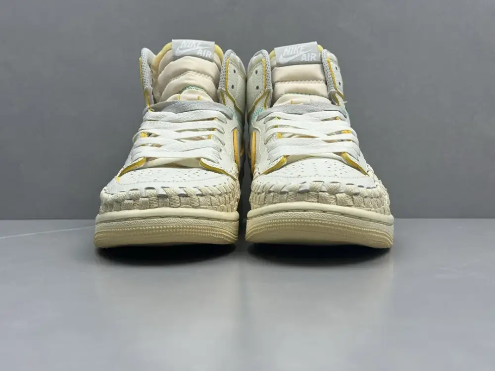 Sophisticated Nike Air Jordan 1 High OG 'Wheat' – Cream Beige – Corporate Edition Top Sneakers 1298 