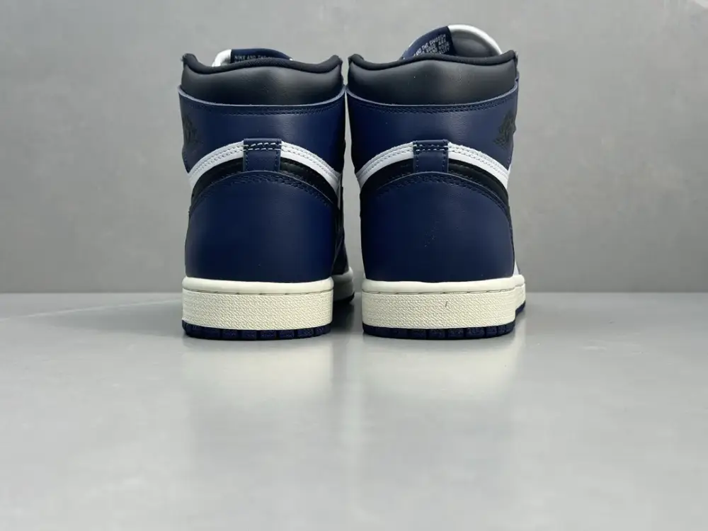Bold Nike Air Jordan 1 High OG White Blue – Authentic Style , Top-Quality Best Sneakers, Sizes 36-47 Including Half Sizes 1347 