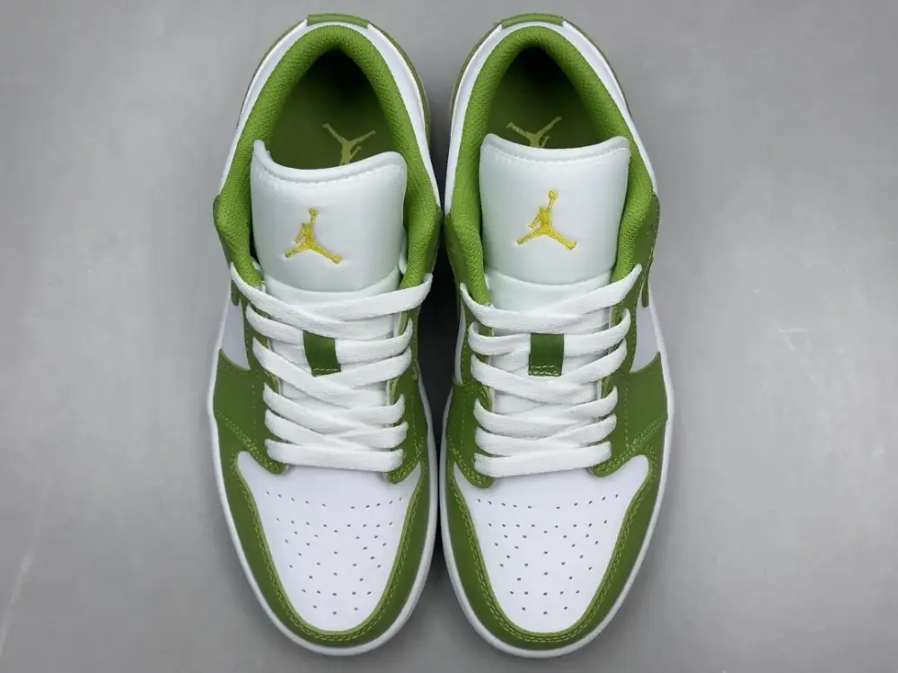 Nike Air Jordan 1 Low 'Green Apple' – Top – Best Sneakers – Pure Version – Men's Sneakers Neat 1277 