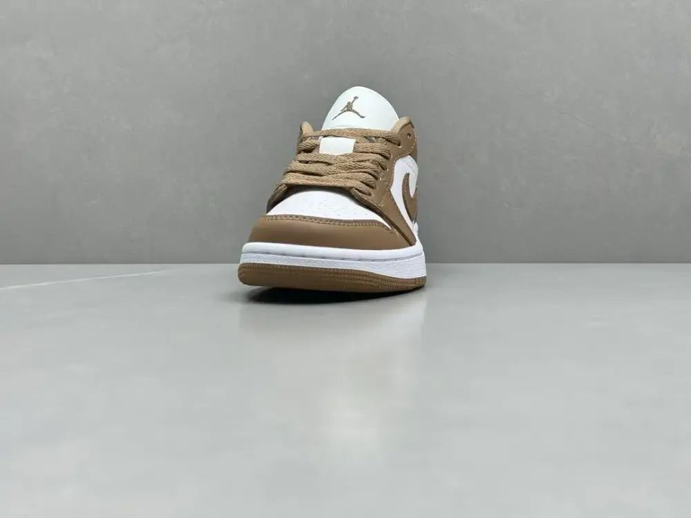Lightweight Nike Air Jordan 1 Low 'Mocha' – Men's Basketball with Top , Best Sneakers, Sizes 36- 1273  ABBB647