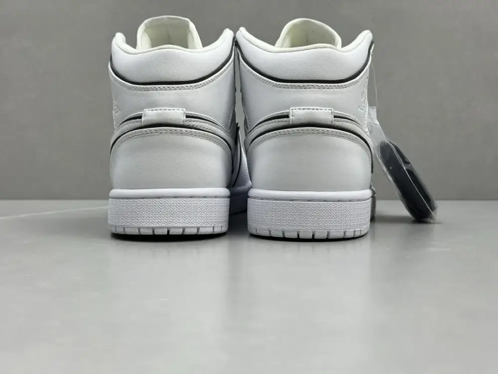 Nike Air Jordan 1 Mid '3M Reflective White' – Authentic Version, Nikes, Sizes 36-46 (Including Half Sizes WaterResistant 1231 