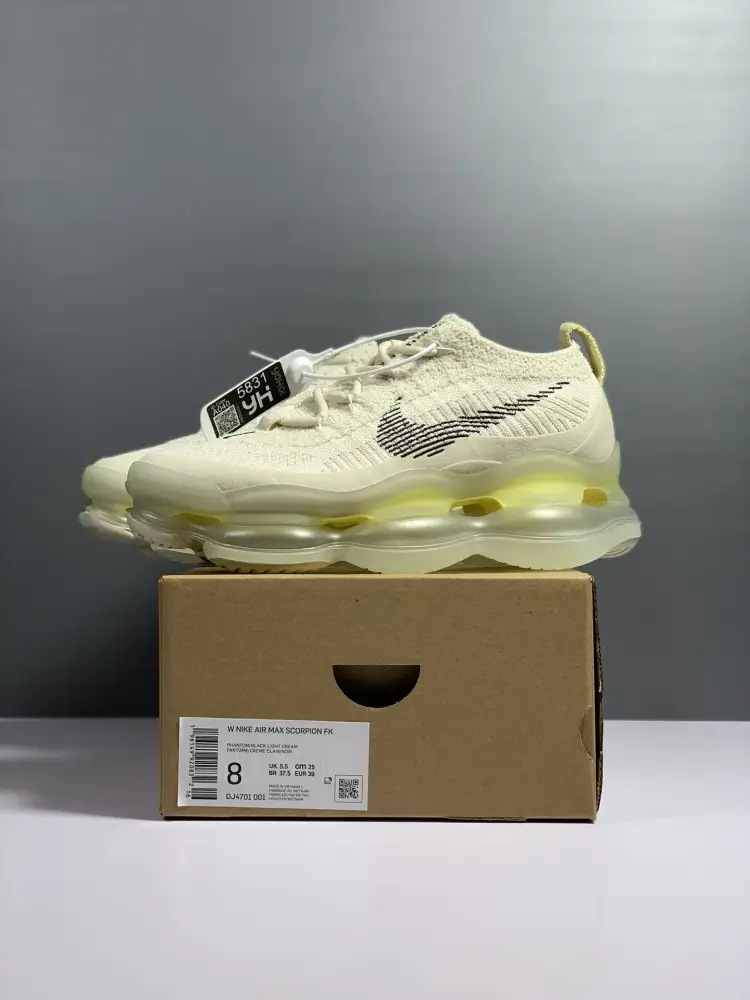 Chic Nike Air Max Scorpion Flyknit Cream White Low – Sneakers 1375 