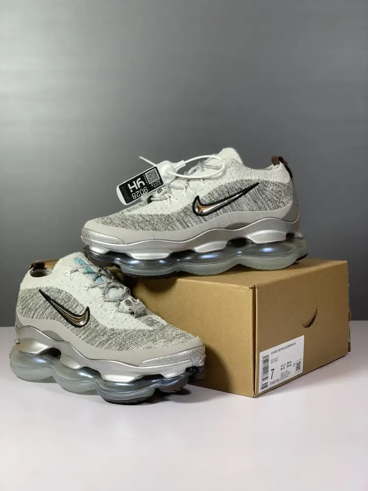 Packable Nike Air Max Scorpion Running Grey – Sneakers 1370 