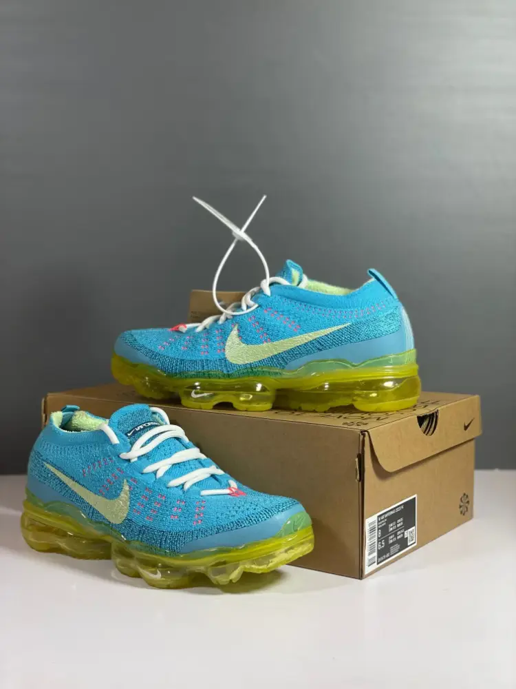 Nike Air VaporMax Flyknit Blue Yellow Low Top Sneakers Youthful 1349 
