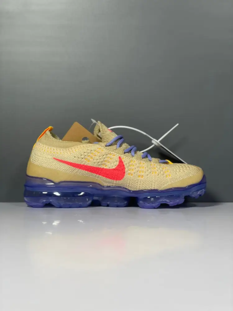 Trendsetting Nike Air VaporMax Flyknit Brown Blue Low Top Sneakers 1355 