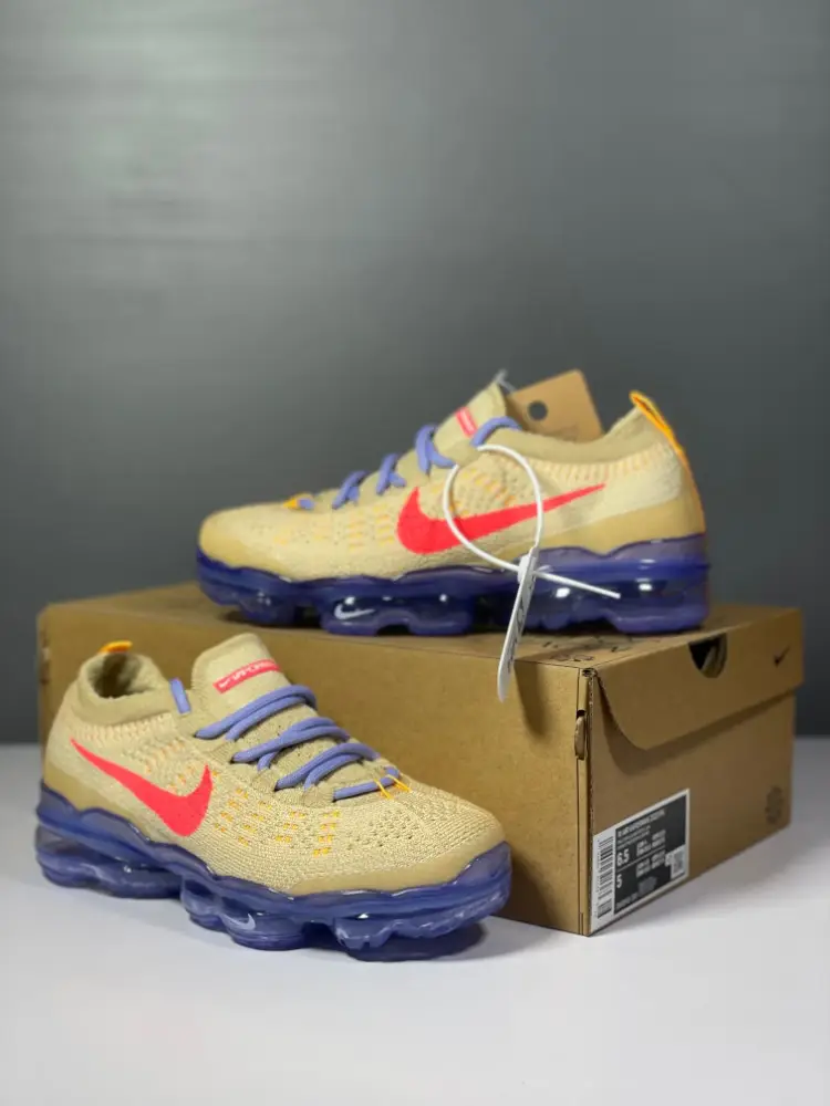 Trendsetting Nike Air VaporMax Flyknit Brown Blue Low Top Sneakers 1355 