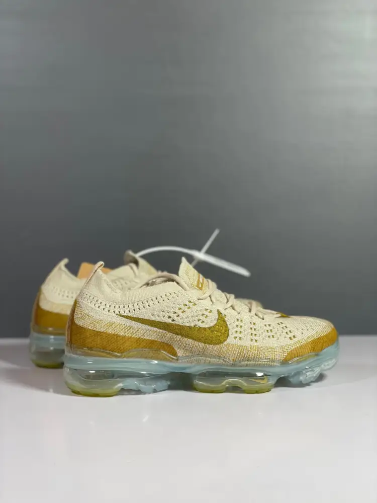 Nike Air VaporMax Flyknit DV1678 Brown Low Top Sneakers OnTrend 1353 