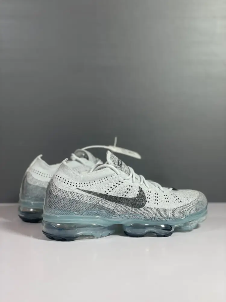 Nike Air VaporMax Flyknit DV1678 Grey Low Top Sneakers ZeroBulk 1352 