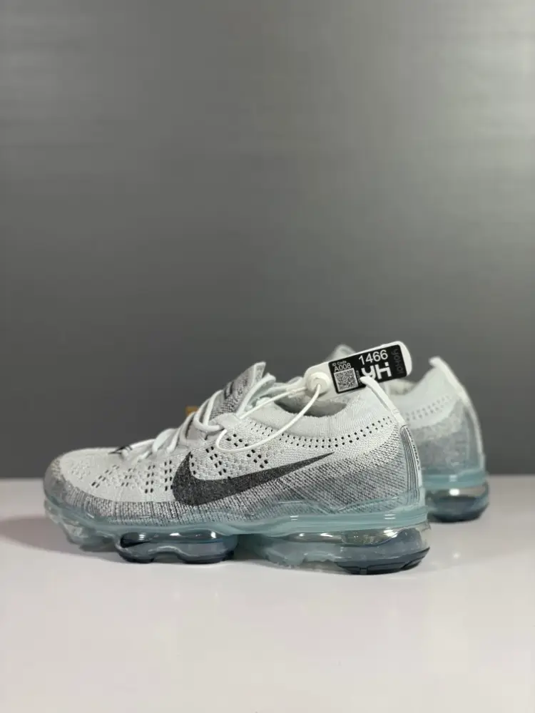 Nike Air VaporMax Flyknit DV1678 Grey Low Top Sneakers ZeroBulk 1352 