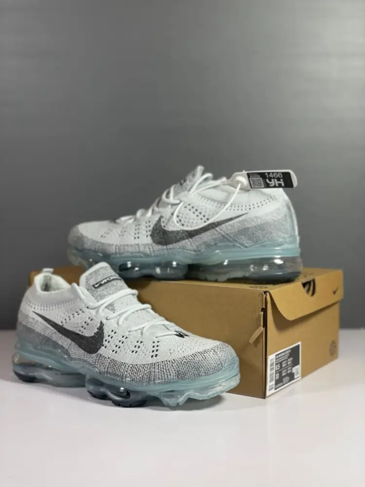 Nike Air VaporMax Flyknit DV1678 Grey Low Top Sneakers ZeroBulk 1352 
