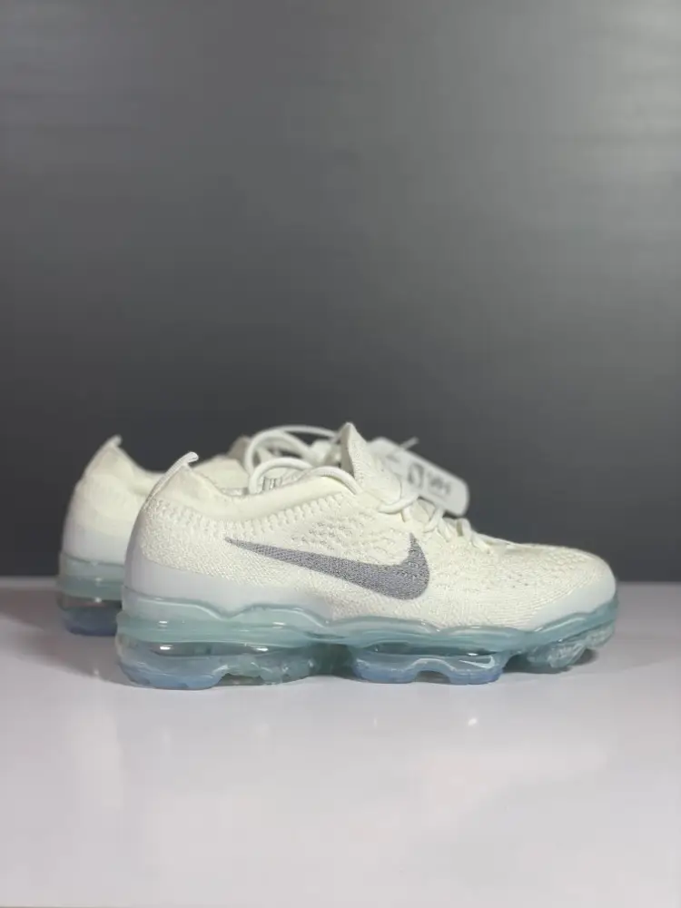 Nike Air VaporMax Flyknit DV6840 White Low Top – Sneakers Fashionable 1350 