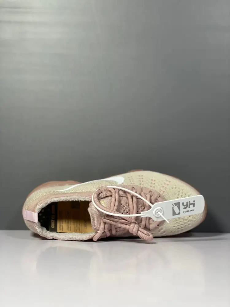 Stylish Nike Air VaporMax Flyknit Pink Beige Low – Sneakers 1354 