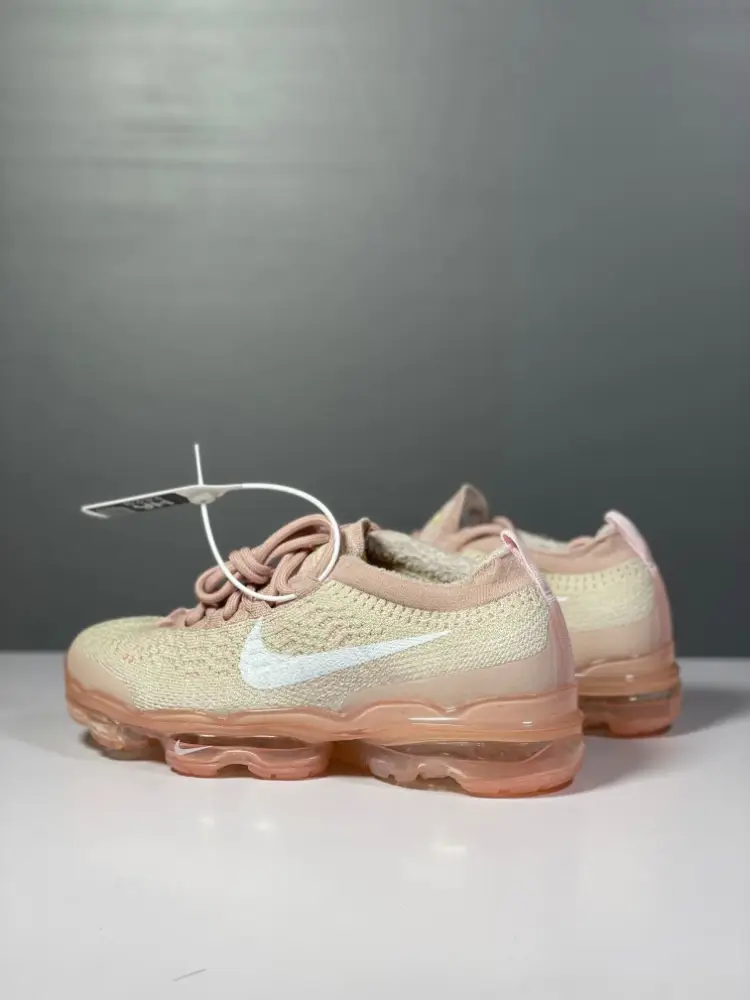 Stylish Nike Air VaporMax Flyknit Pink Beige Low – Sneakers 1354 