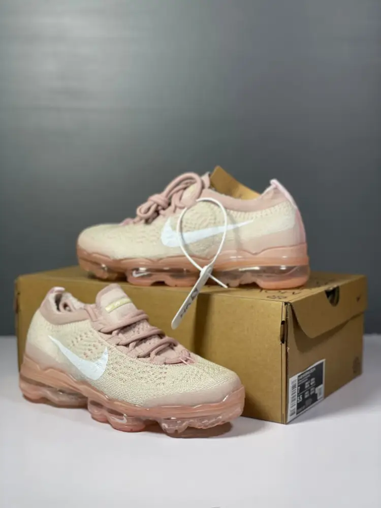 Stylish Nike Air VaporMax Flyknit Pink Beige Low – Sneakers 1354 