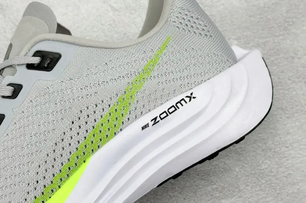Nike Air Zoom Pegasus 35 Running – Grey White Neon Green, Engineered Mesh Design with Nike Style and Look SoftTouch 1449 