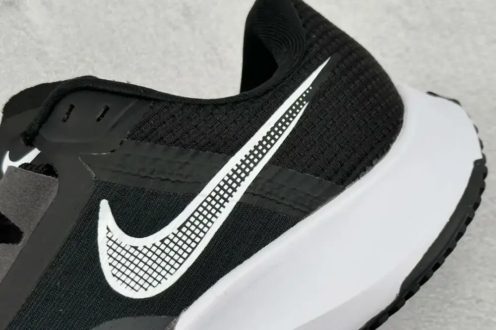 Nike Air Zoom Rival Fly 3 RS – Black White Running for Training and Racing with Nike Design and Style Breathable 1432 