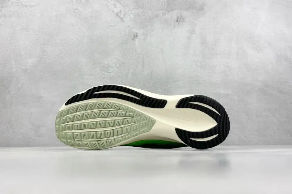 Nike Air Zoom Rival Fly 3 RS – Green Black Beige Running for Training and Racing with Nike Design WaterResistant 1445 
