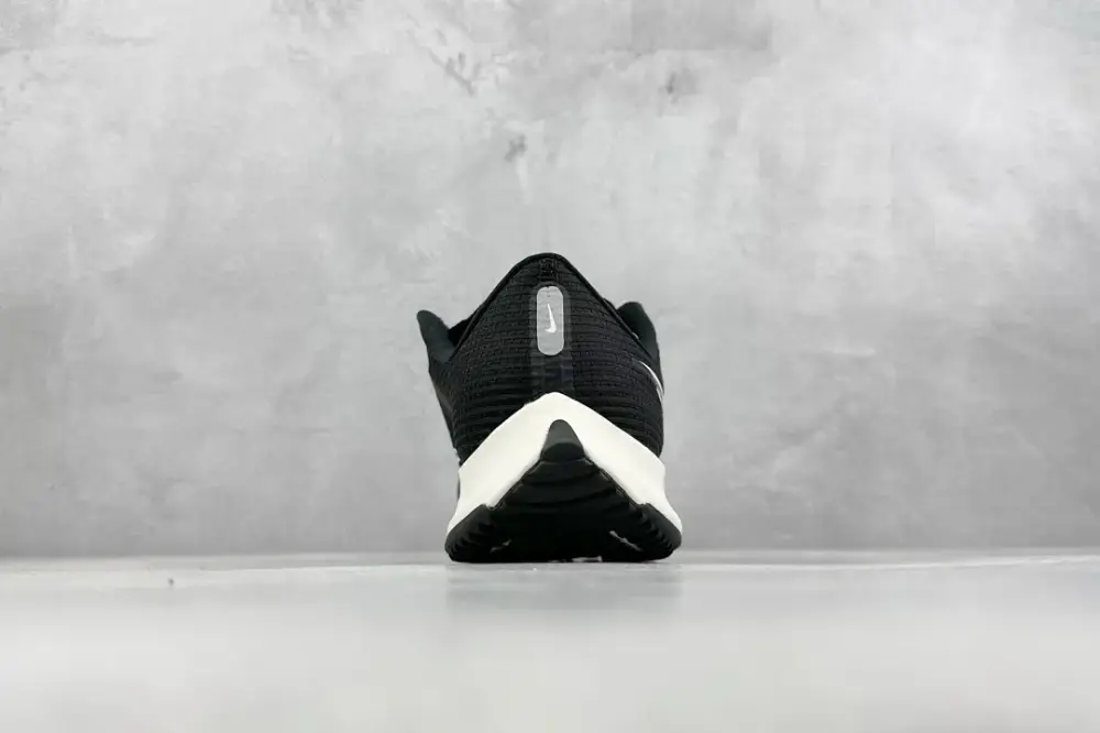 Nike Air Zoom Rival Fly 3 RS Black White Running for Training and Racing – Nike Classic 1442 