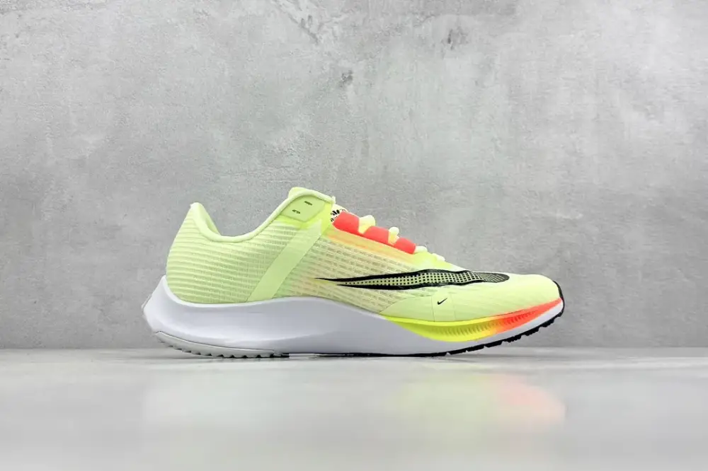 Thermal Nike Air Zoom Rival Fly 3 RS Running – Yellow White Red, Training and Racing Style with Nike Design, Size 39- 1443  BCCFD154
