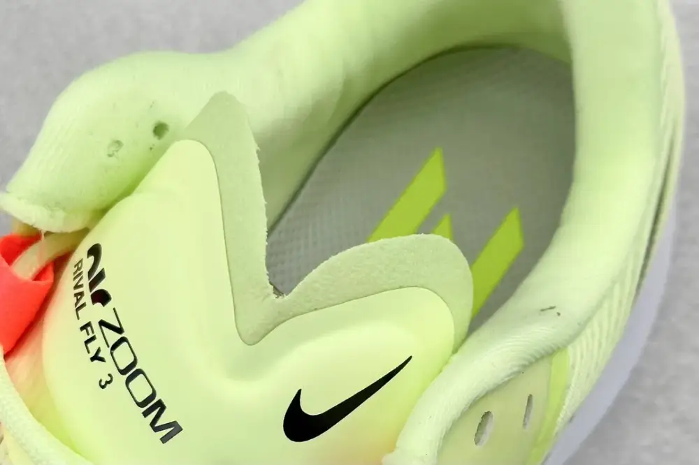 Thermal Nike Air Zoom Rival Fly 3 RS Running – Yellow White Red, Training and Racing Style with Nike Design, Size 39- 1443 