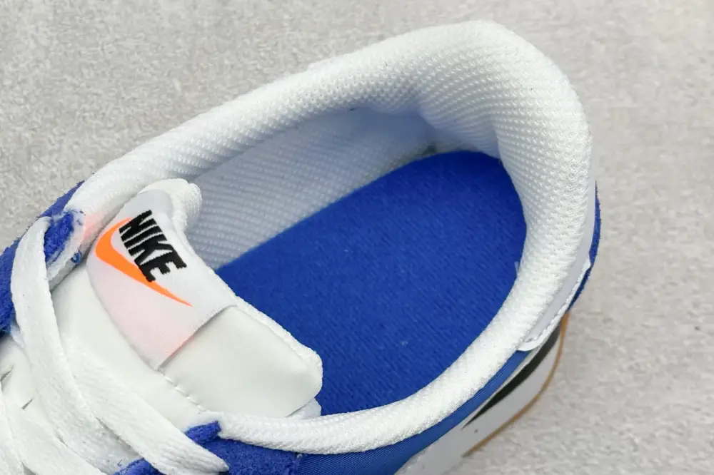 Lightweight Nike Cortez Leather Blue Running – Premium Nike 1520 