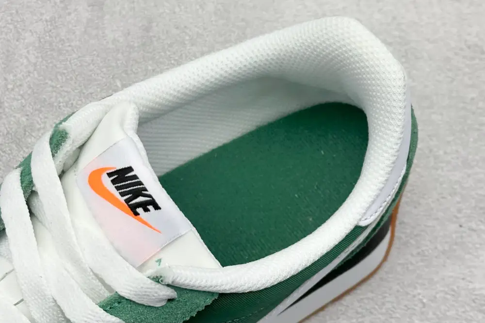 Nike Cortez Leather Green Practical 1518 