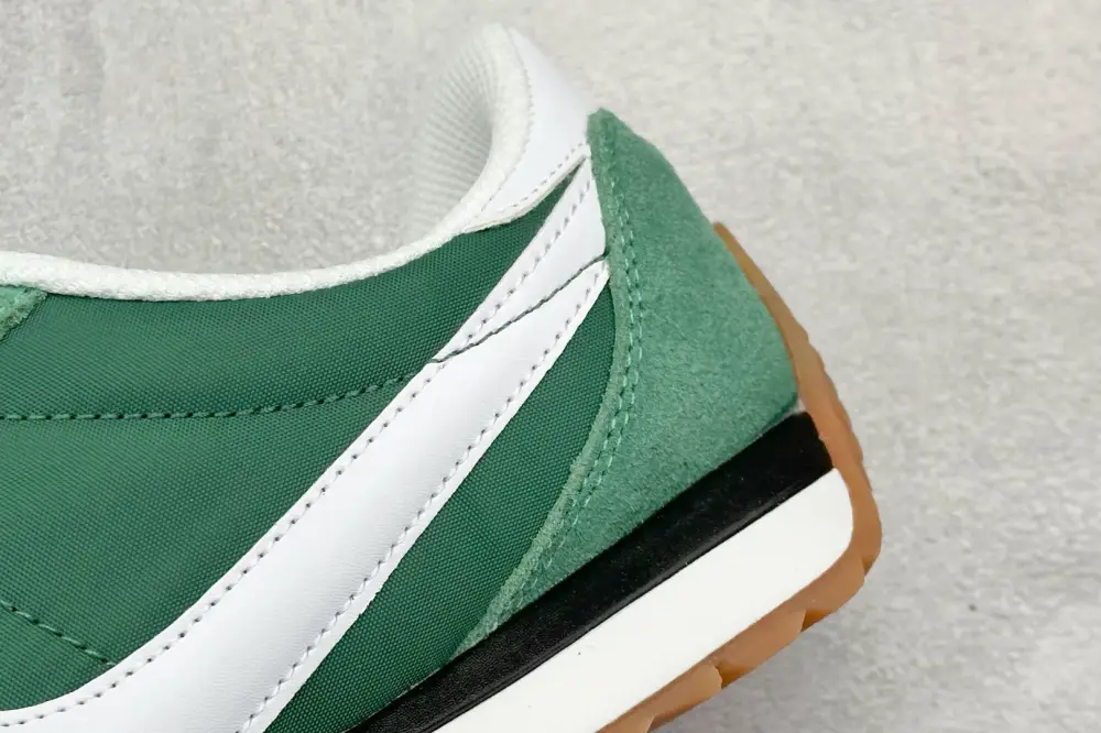 Nike Cortez Leather Green Practical 1518 