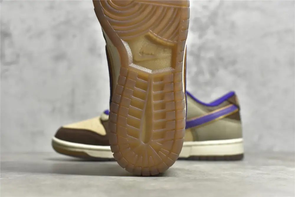Nike Dunk Low Brown Demon Style – Nikes & Fake Nike SoftTouch 1620 