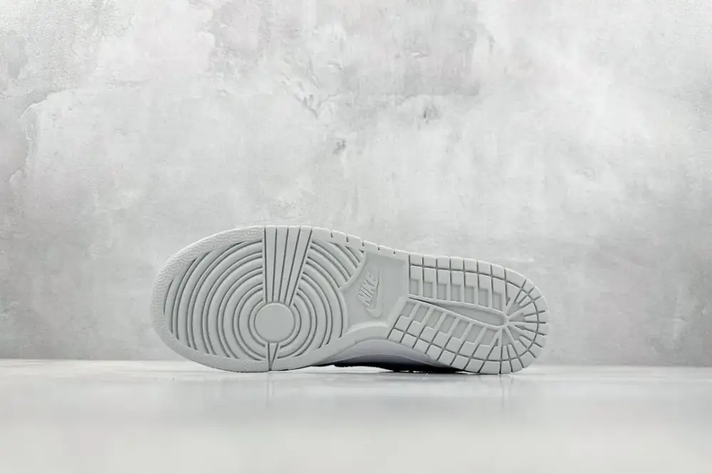 Soft Nike Dunk Low Chinese New Year Grey White – Nikes & Fake Nike 1604 