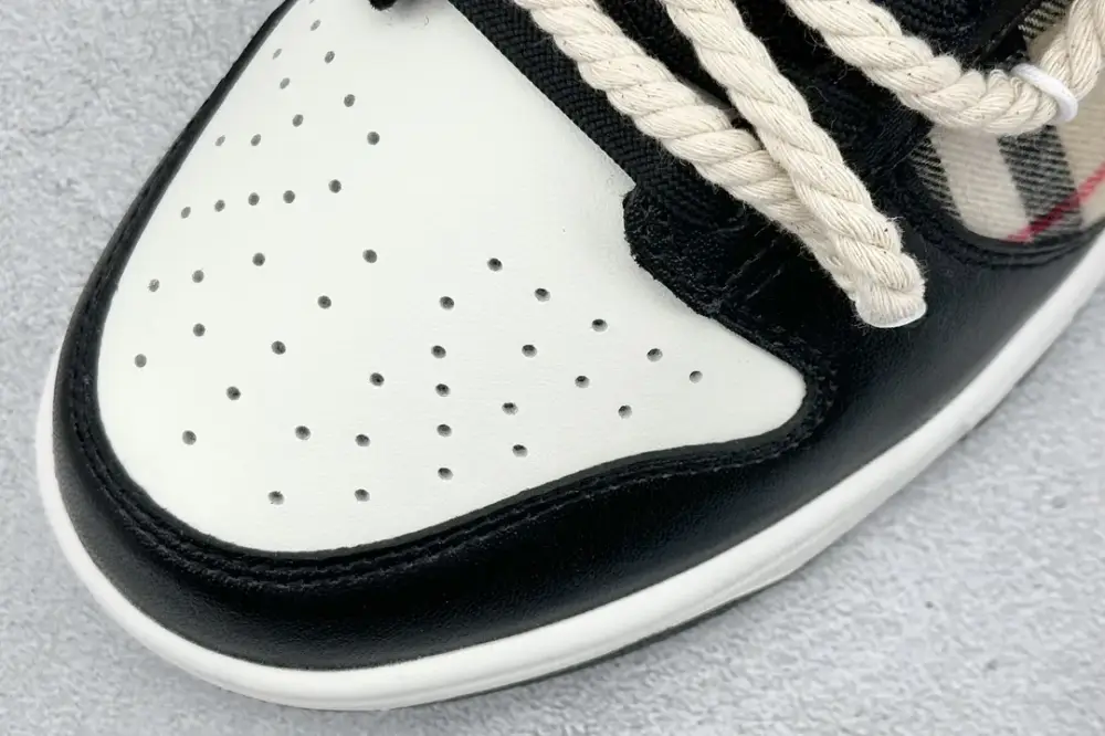 Nike Dunk Low Fire Scotland Plaid Black White – Nikes & Fake Nike Cozy 1601 