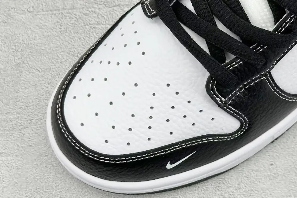 Seasonal Nike Dunk Low Panda RM2308 Black White 1555 