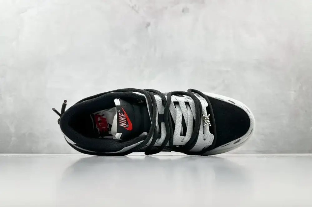 Nike Dunk Low Poker Cards Black Grey Silver – Nikes & Breathable 1547 