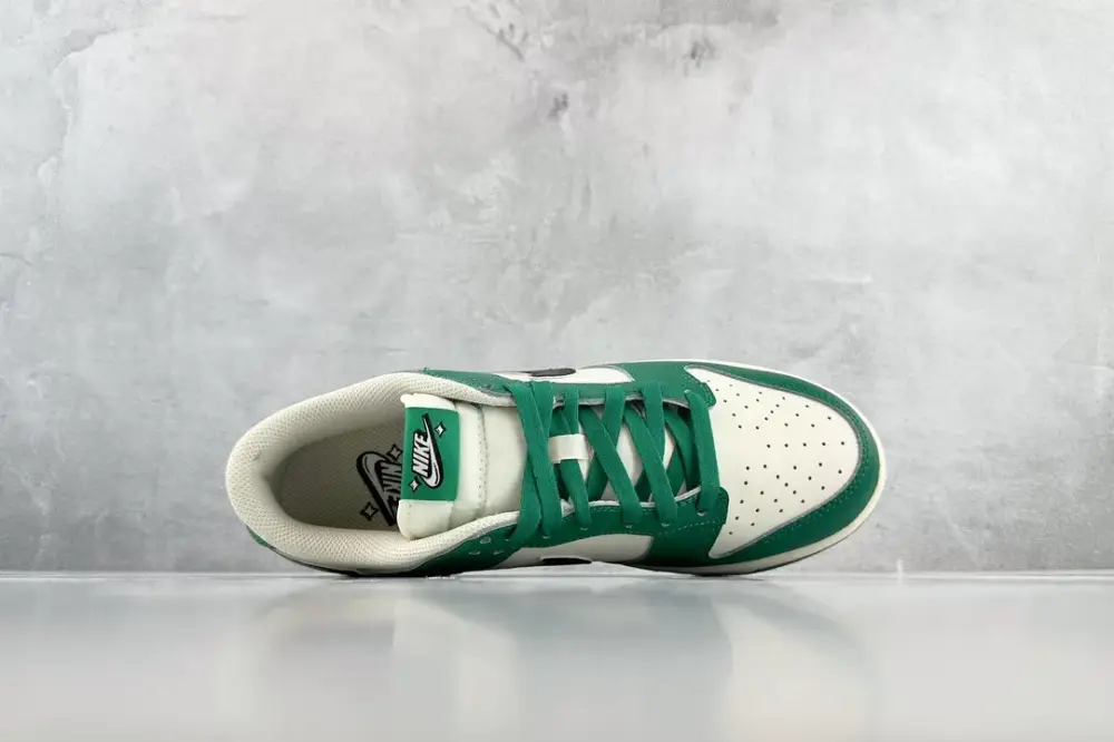 TravelReady Nike Dunk Low Retro SE Lottery Jackpot White Green – Nikes & 1546 