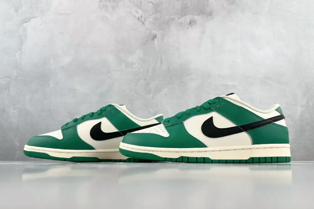 TravelReady Nike Dunk Low Retro SE Lottery Jackpot White Green – Nikes & 1546 