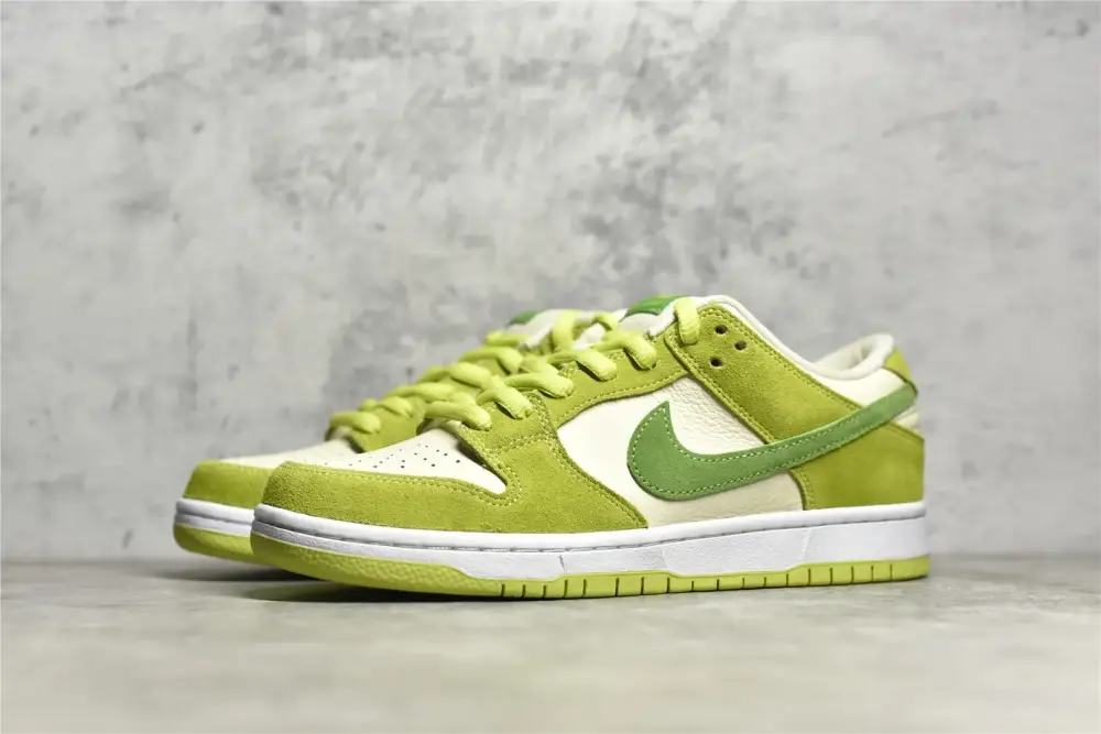 Nike Dunk Low SG Green Apple Nikes Sneakers Neat 1605 