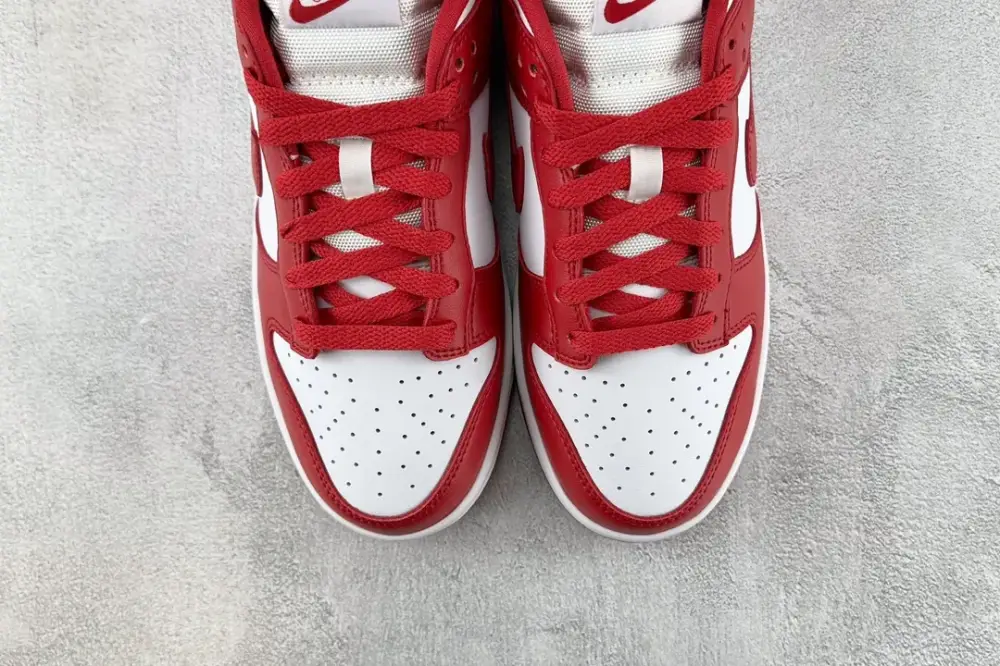 ZipUp Nike Dunk Low SP University Red White – Nikes 1659 