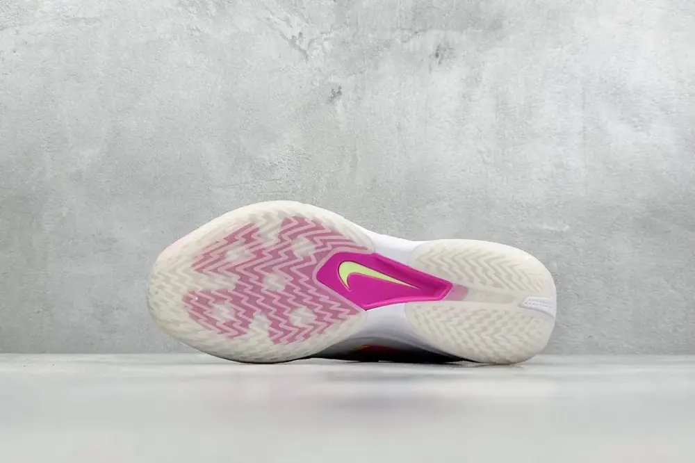 FastDry Nike G.T. Cut 3 EP Basketball – White Pink, Performance Style with Nike Design and Quality 1497 