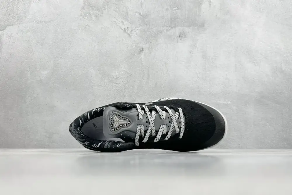 Nike Kobe 8 System – Black White – 350 R Version Basketball with Premium Nike Design SmoothTexture 1498  EBDE29