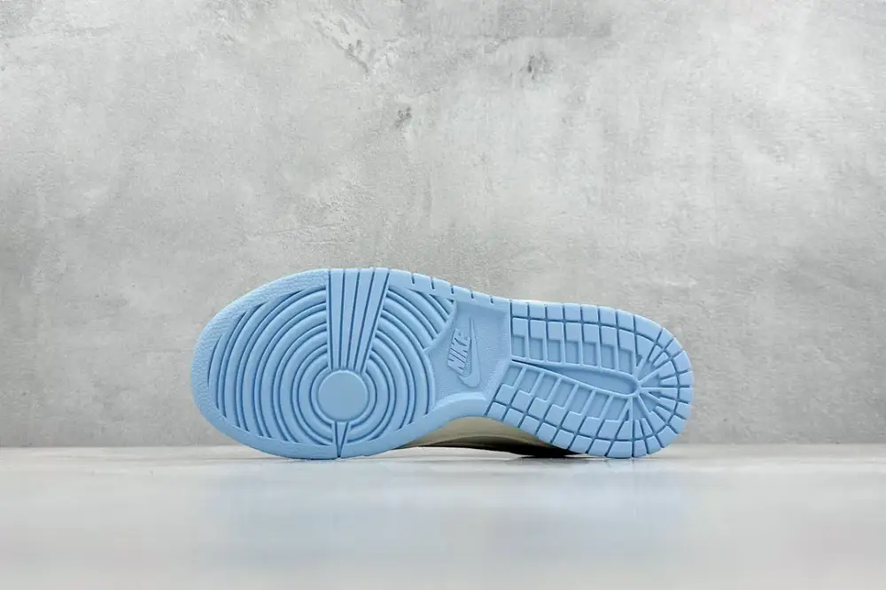 Nike SB Dunk Low BAPE Cream Blue Swoosh – Nikes & Refined 1598 