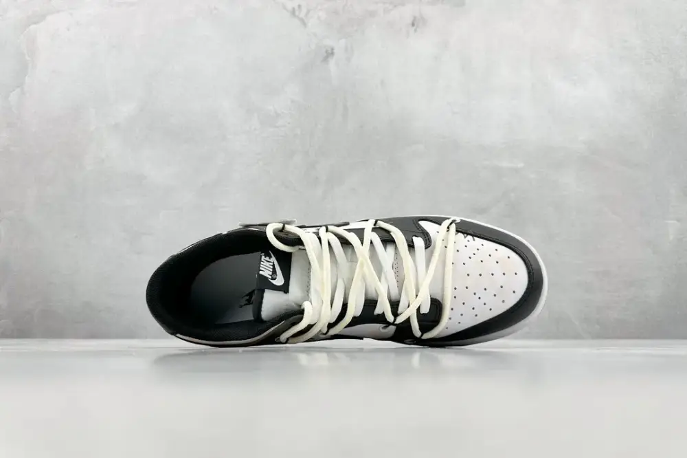 Bright Nike SB Dunk Low Bearbrick Black White Nike – Collection 1558  ADC364