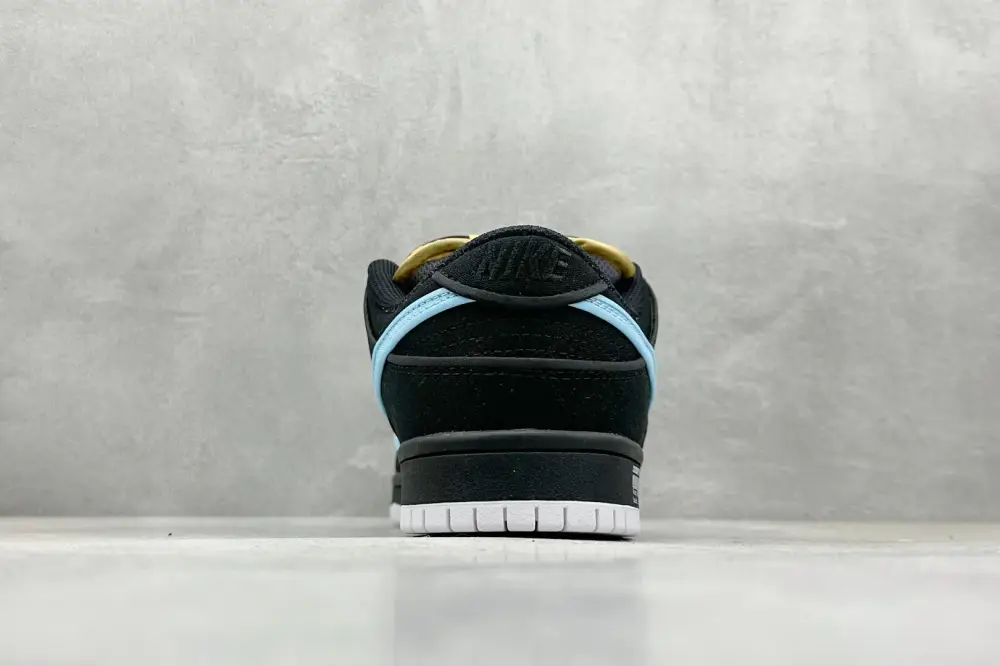 Nike SB Dunk Low Black Red Blue Canvas – Nikes & WrinkleFree 1569 