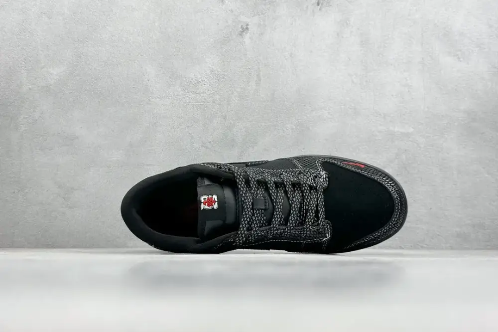 Nike SB Dunk Low Black Snake Anniversary – Nikes Refined 1660 