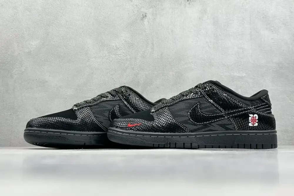 Nike SB Dunk Low Black Snake Anniversary – Nikes Refined 1660 