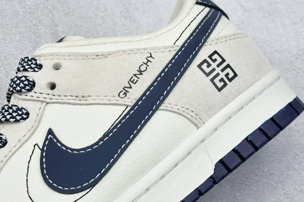 ComfortFit Nike SB Dunk Low Givenchy Grey Pig Suede – Nike 1648 