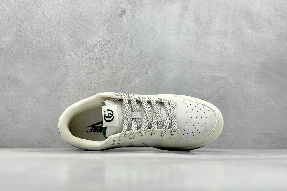 Snug Nike SB Dunk Low Gucci Beige White – Nike Sneakers 1639  CECA451