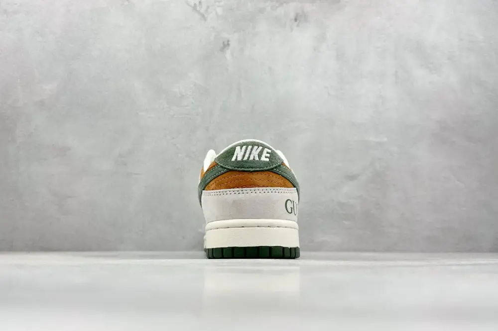 GoodFit Nike SB Dunk Low Gucci Brown Green Swoosh – Nikes 1641 